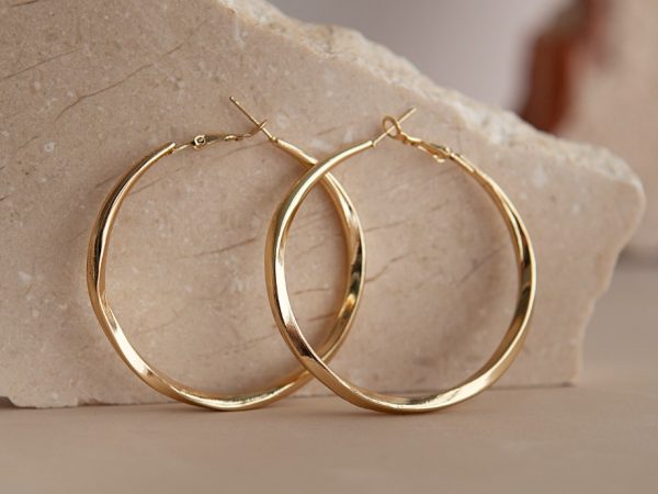 Saiba por que você deve comprar acessórios banhados a ouro 18k