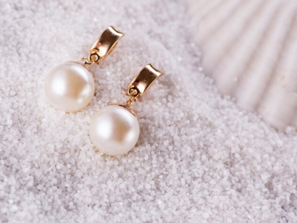 Brinco de pérola ainda é considerado um clássico atemporal?