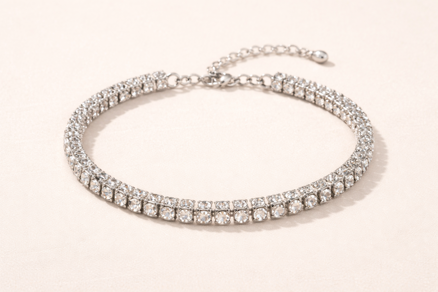 Tornozeleira strass é resistente o suficiente para o uso diário?